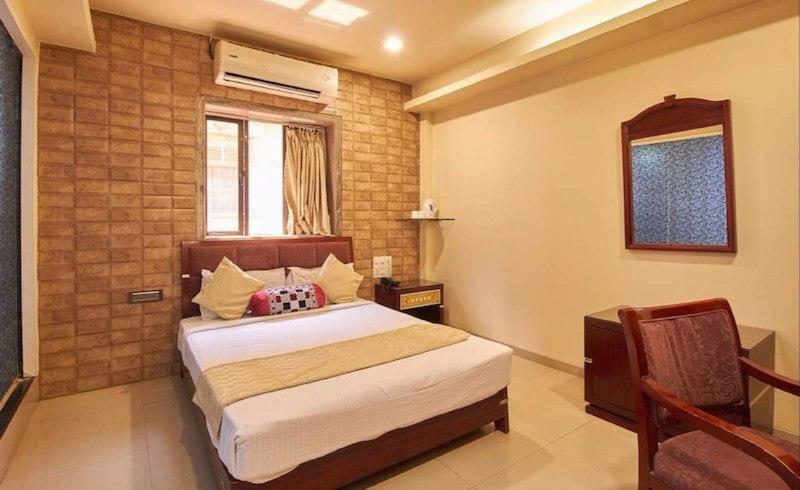Hotel Gold Coast Bombay Esterno foto